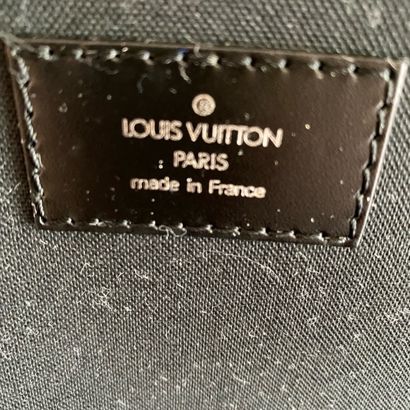 Authentic Louis Vuitton pegase 55 taiga suitcase carry on - Picture 9 of 9